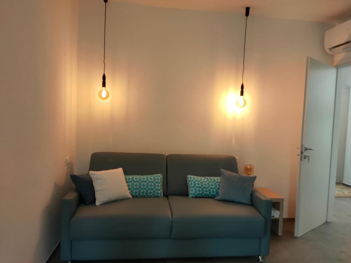 Iris Ar Holiday-Home Peschiera del Garda Exteriör bild