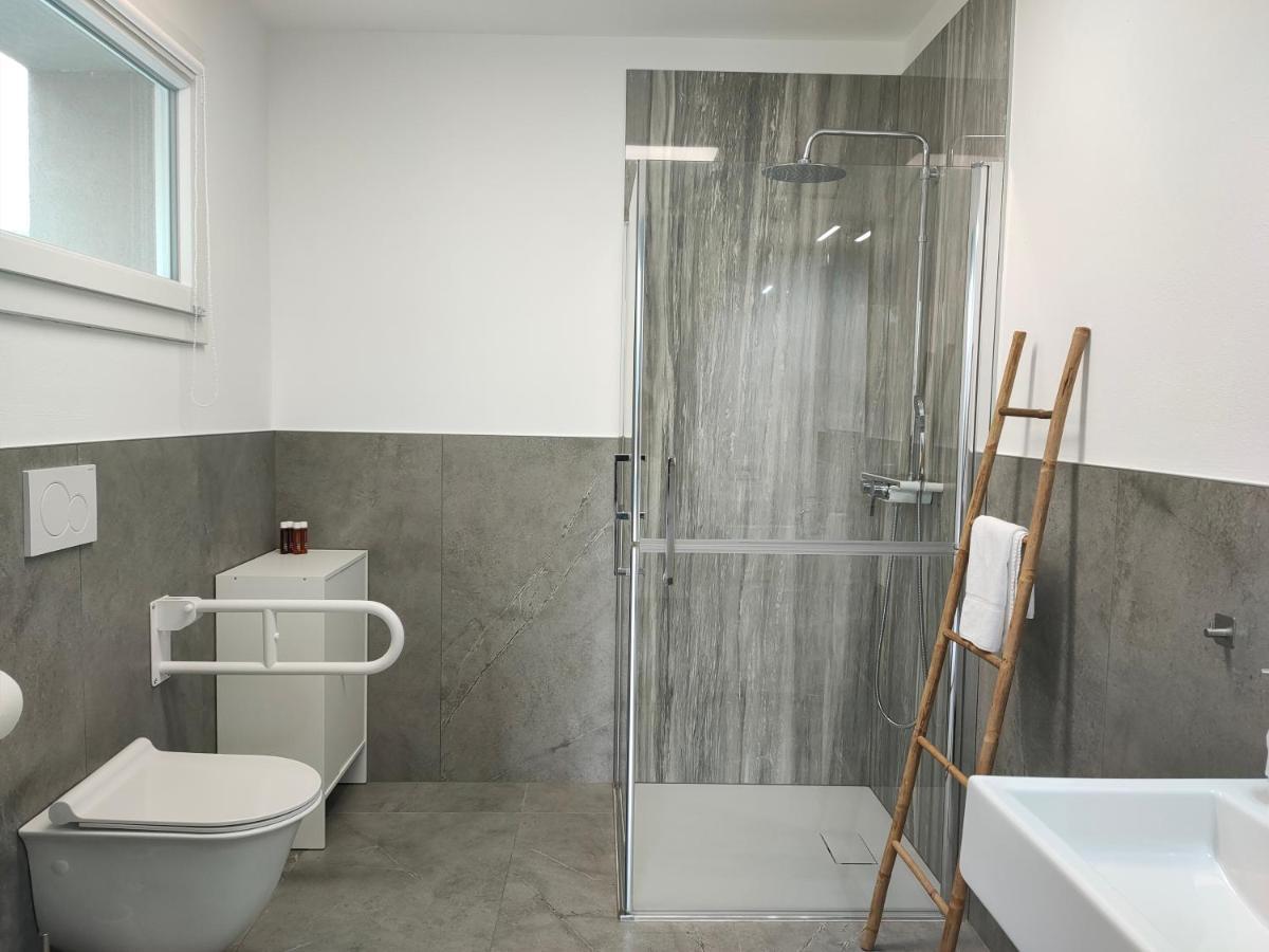 Iris Ar Holiday-Home Peschiera del Garda Exteriör bild